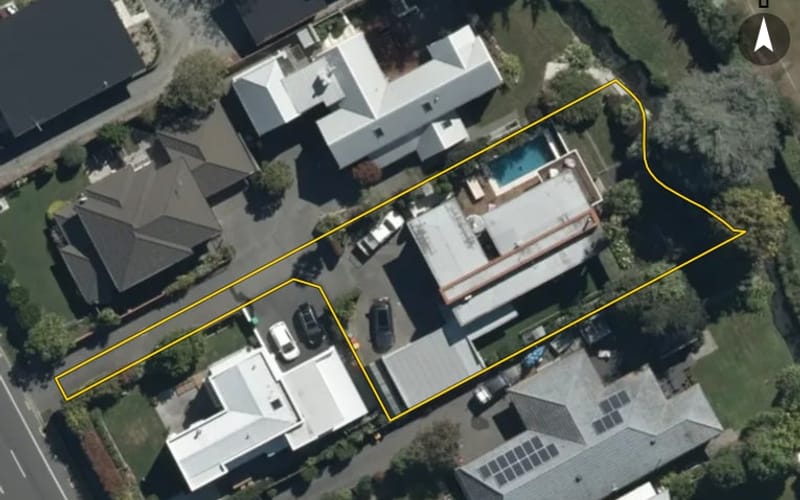 12 Strowan Road