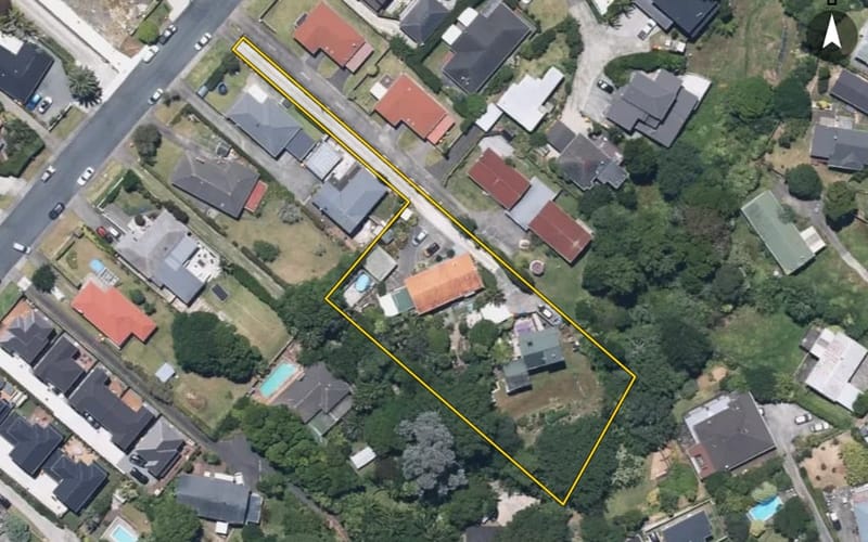 2/32 Patons Road