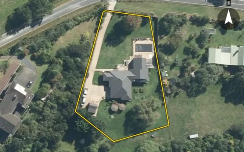 12 Vaughans Road
