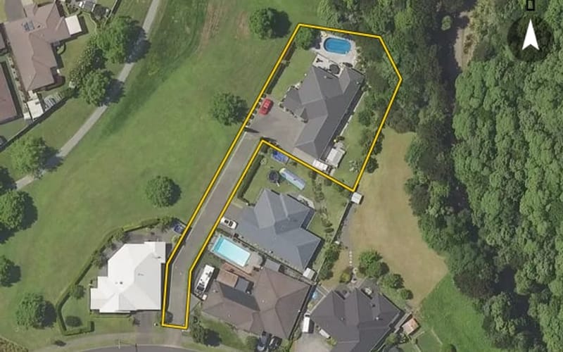 3 Bathurst Crescent