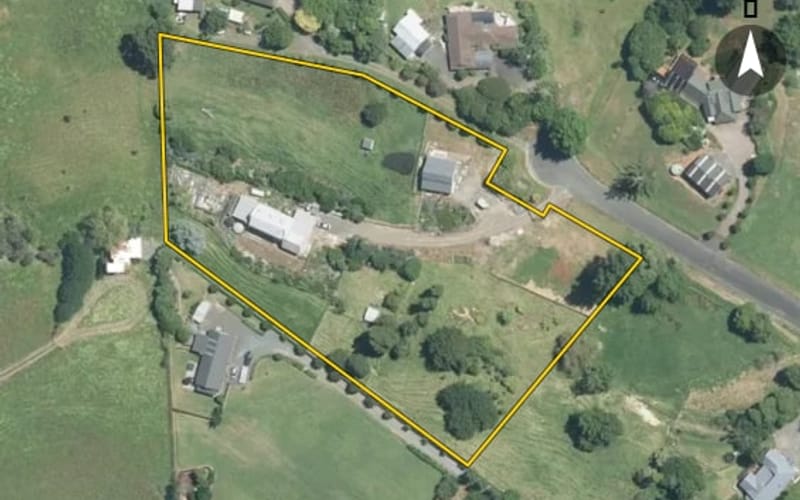320 Kauri View Road