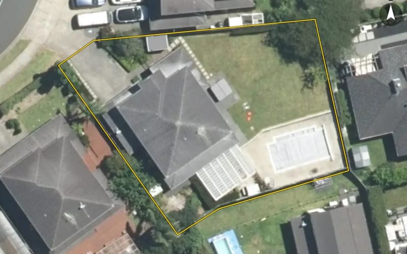 11 Pickaberry Avenue