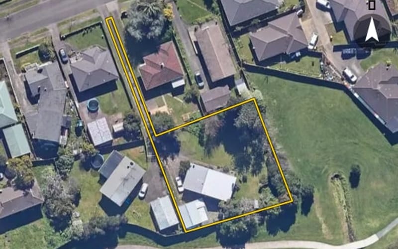 21 Lachlan Place
