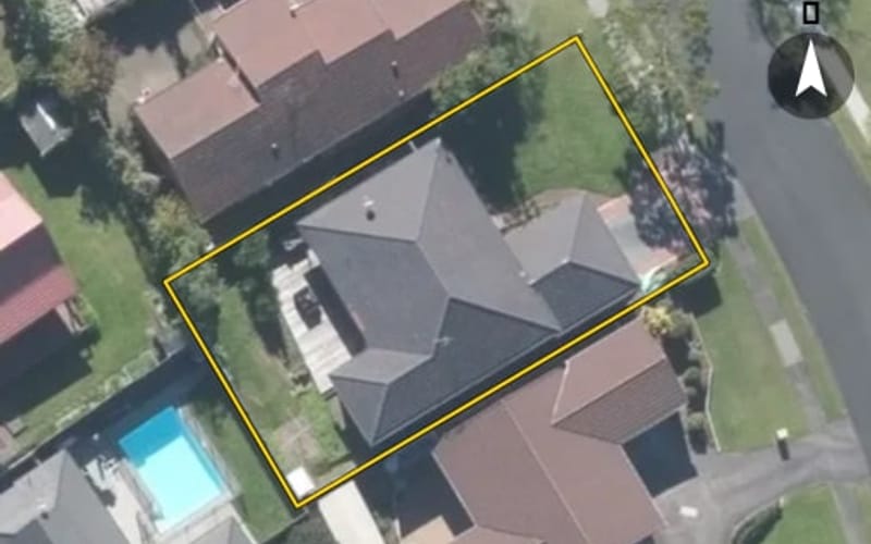 16 Voltaire Court