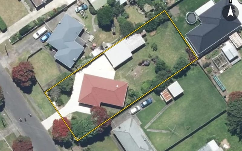 48 Thatcher Street