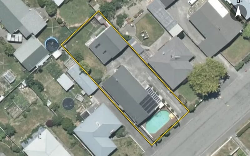 23 Bathurst Street