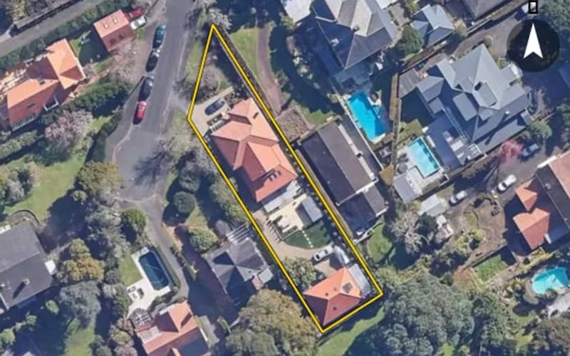 4 Castle Drive