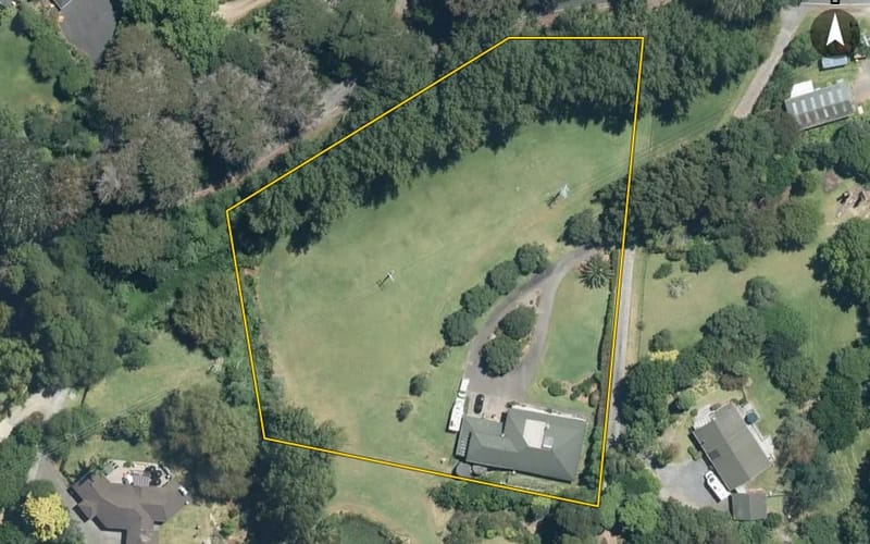 11 Hobbs Road