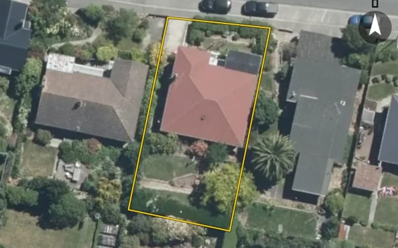 144 Douglas Street