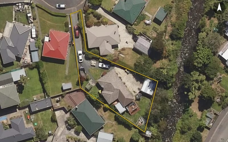 8 McGlashan Street