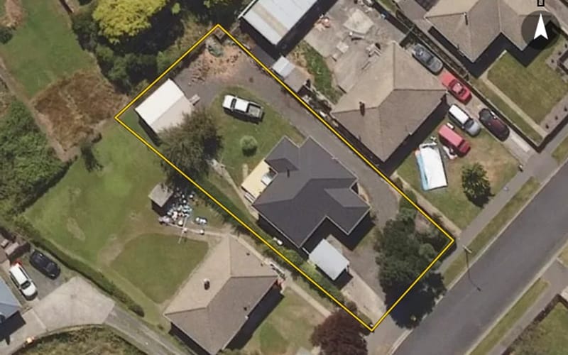 78 Dovecote Avenue