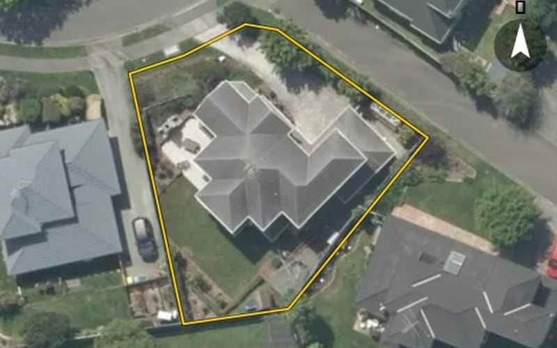 16 Lanyon Place