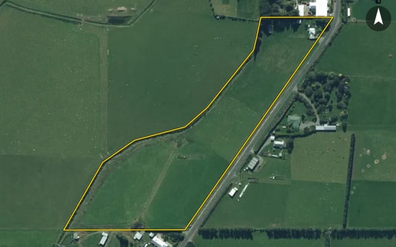 102 Lochiel Branxholme Road