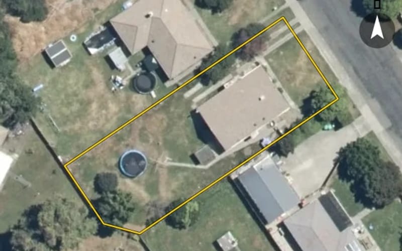 1237 Cunningham Crescent