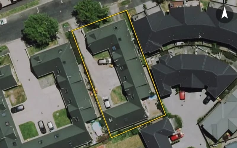 14B Jones Crescent