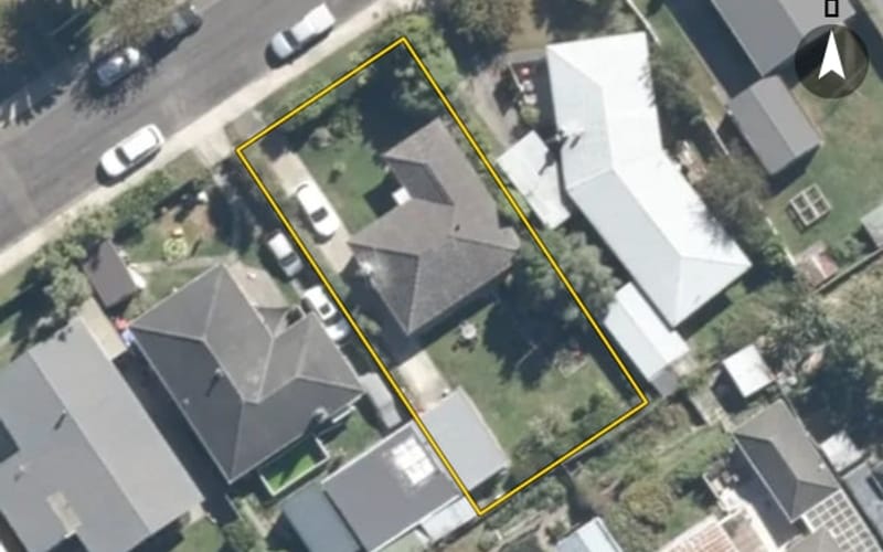 12 Ruru Crescent