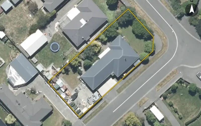 31 Reid Crescent