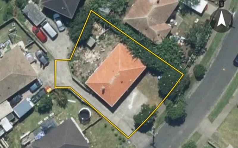 15 Ridgeway Place