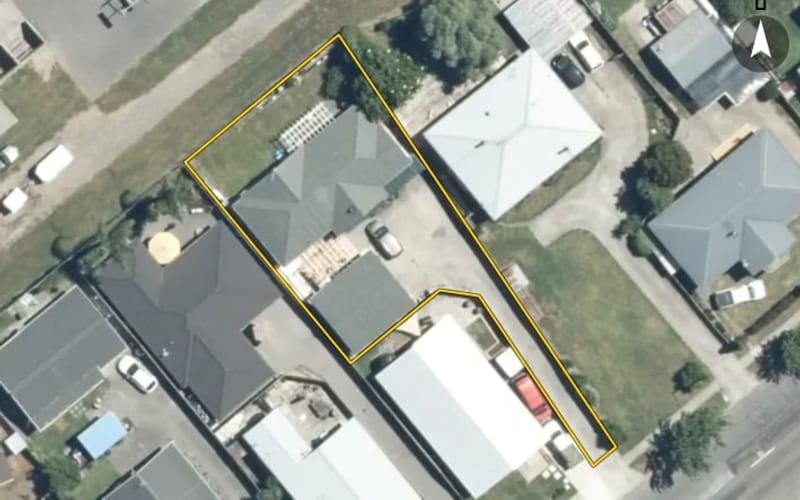 916 Willowpark Road North