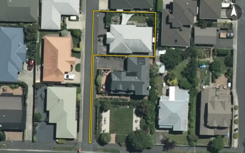 6 Pepper Tree Way