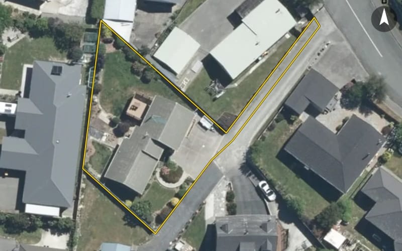 1 Lachlan Place