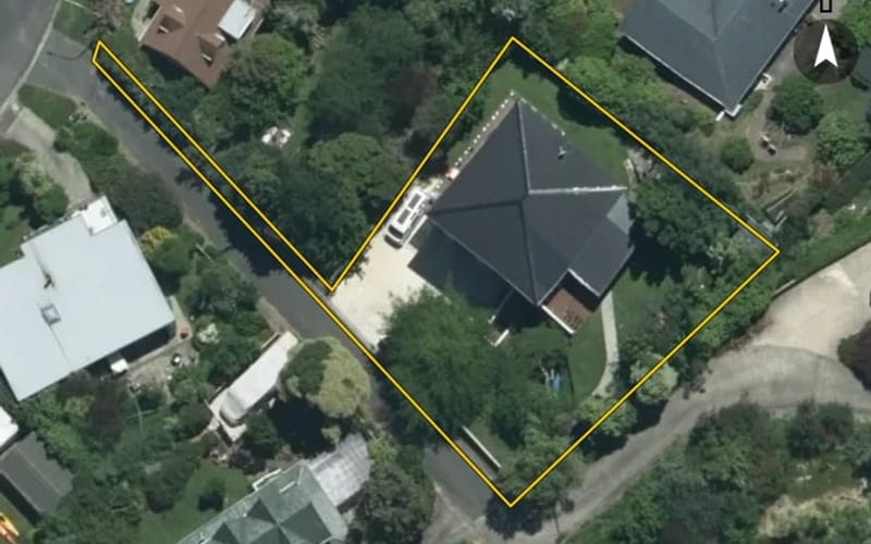 16 Montrose Drive