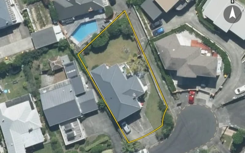 9 Currey Crescent