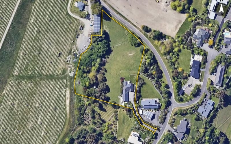 56 Fairbourne Drive
