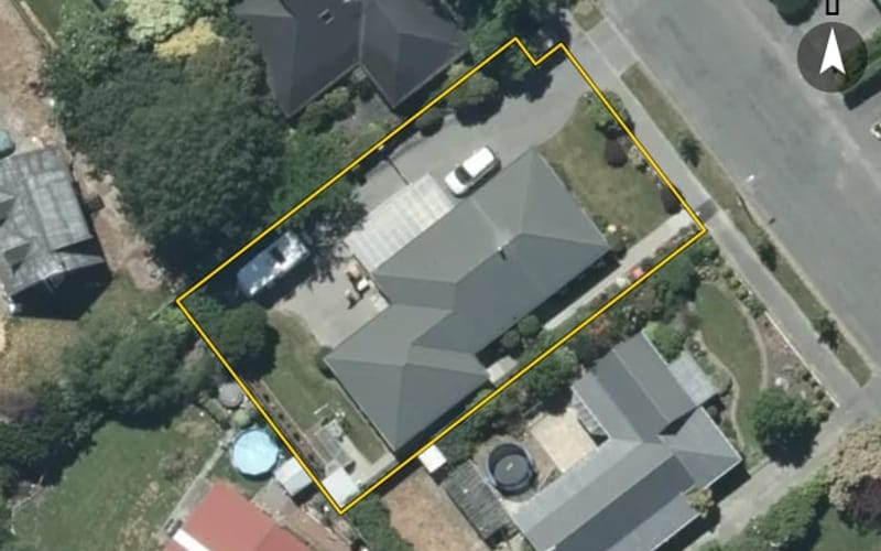 11 Jordan Avenue