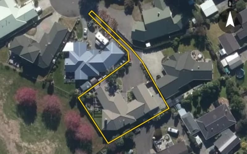 8 Flemington Lane