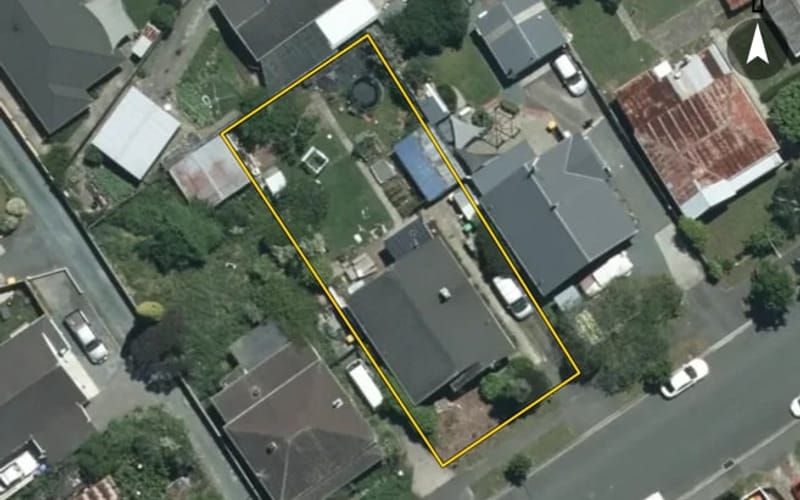 10 Emano Street