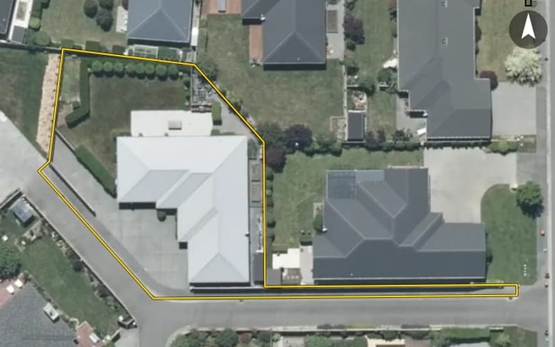 24A Charlesworth Drive