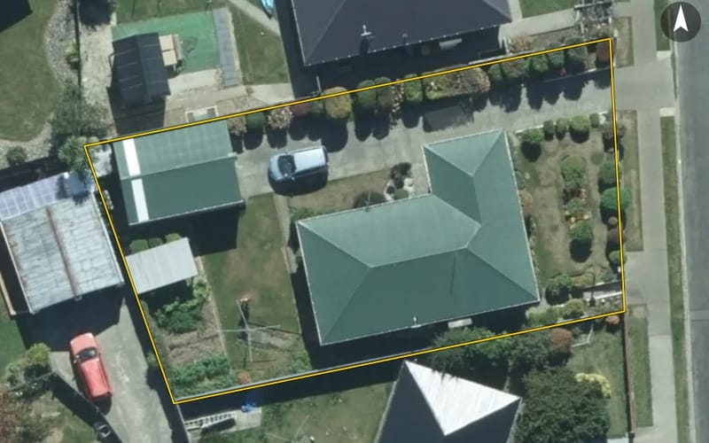 90 Conway Crescent