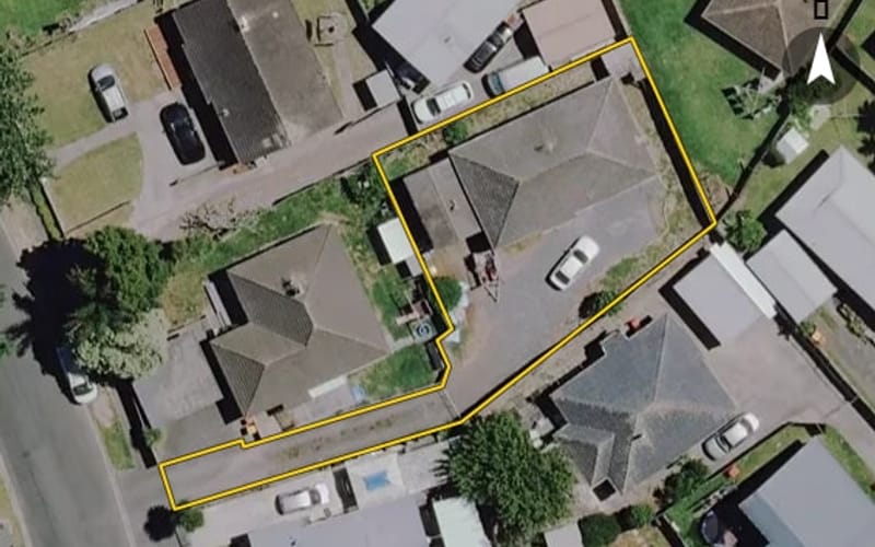 6A Kenney Crescent