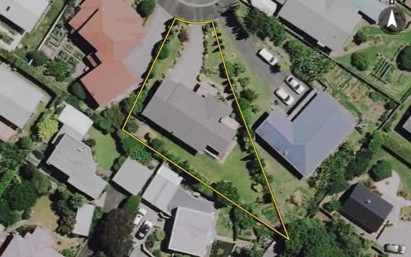12 McGregor Place