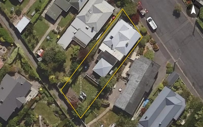 12 Chamberlain Street