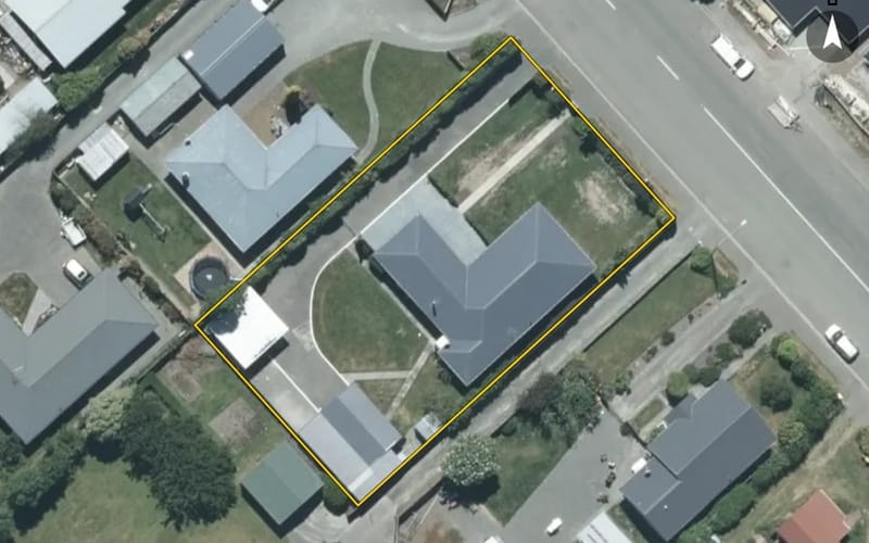72 Beach Road