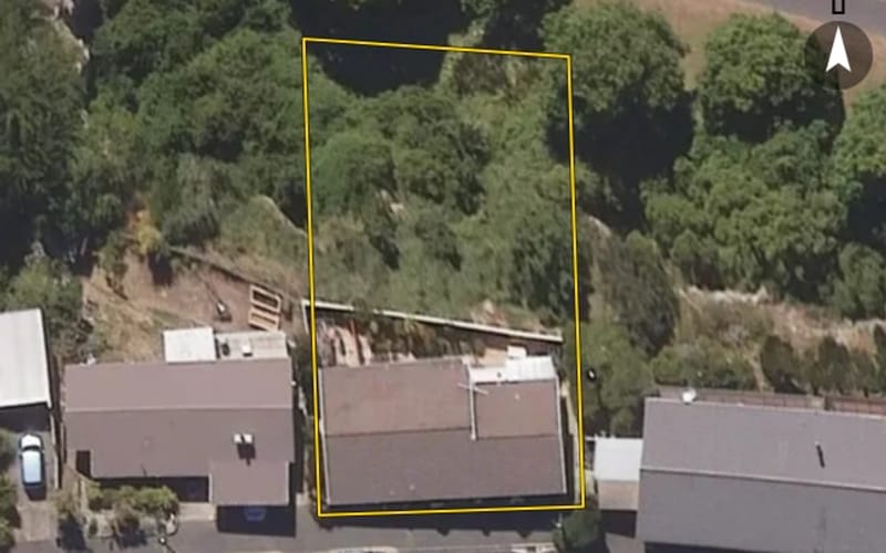 97 Moana Crescent