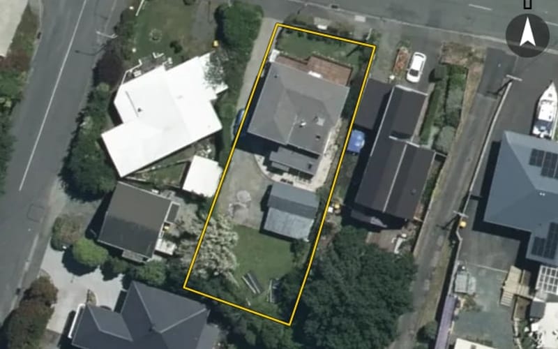 4 Stanley Crescent