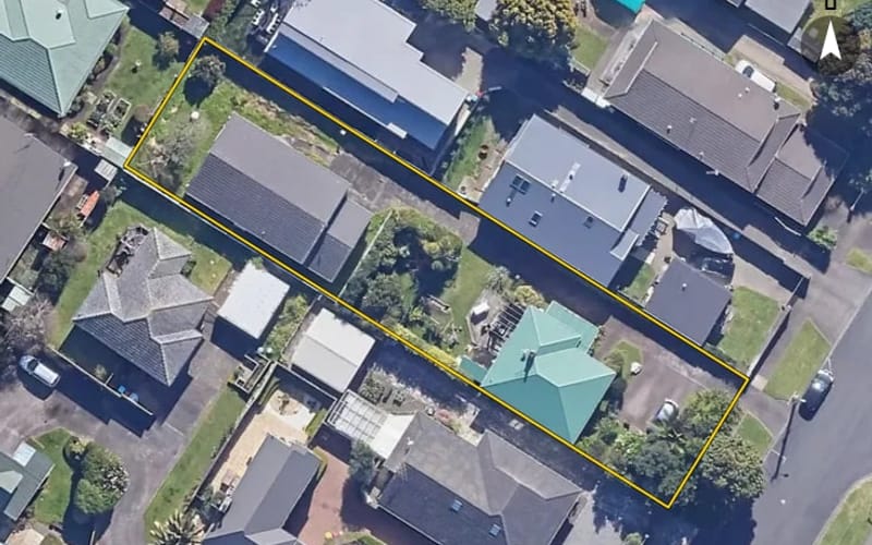 2/58 Tawa Road