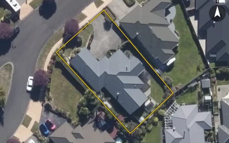 11 Bouvardia Avenue