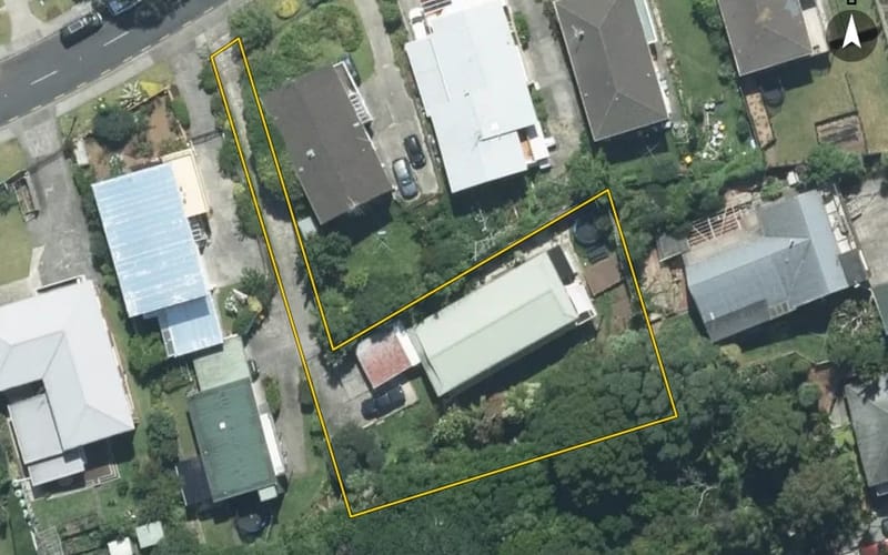 7 McDowell Crescent