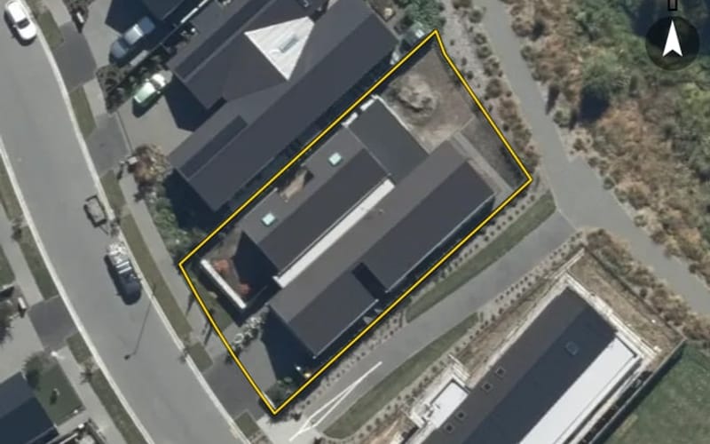 14 Meadow Stream Drive