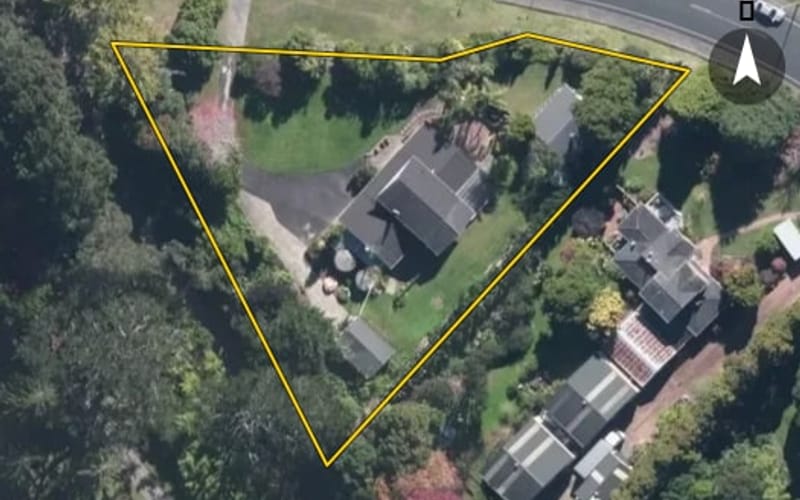 207 Schnapper Rock Road