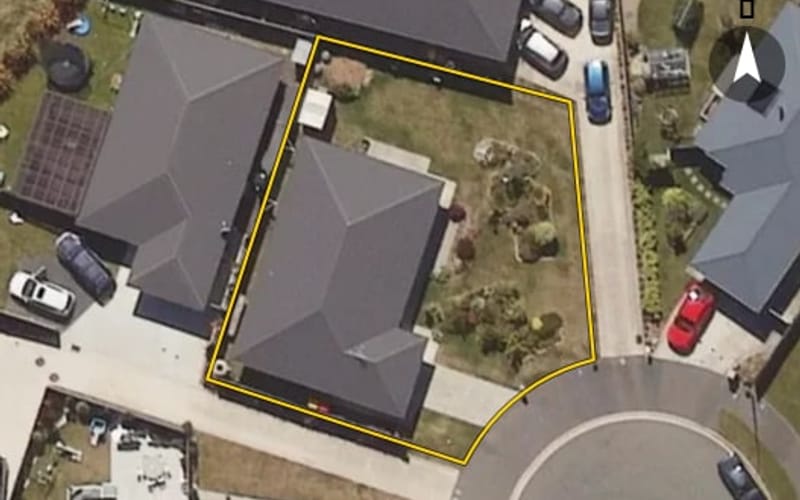 12 Kew Place