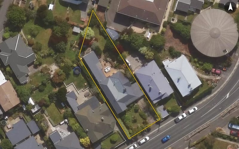 16 Kenmure Road
