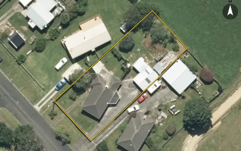 16 Sanders Street