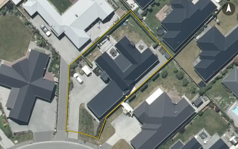 13 Douglas Drive
