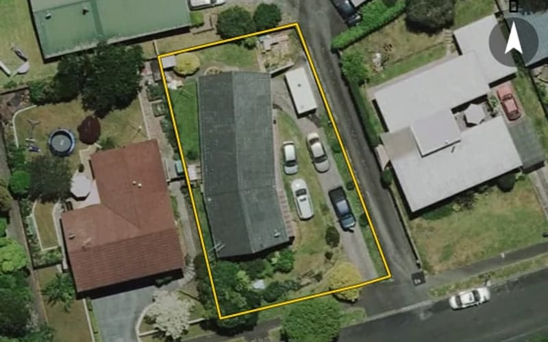 32 Sunnyhills Avenue
