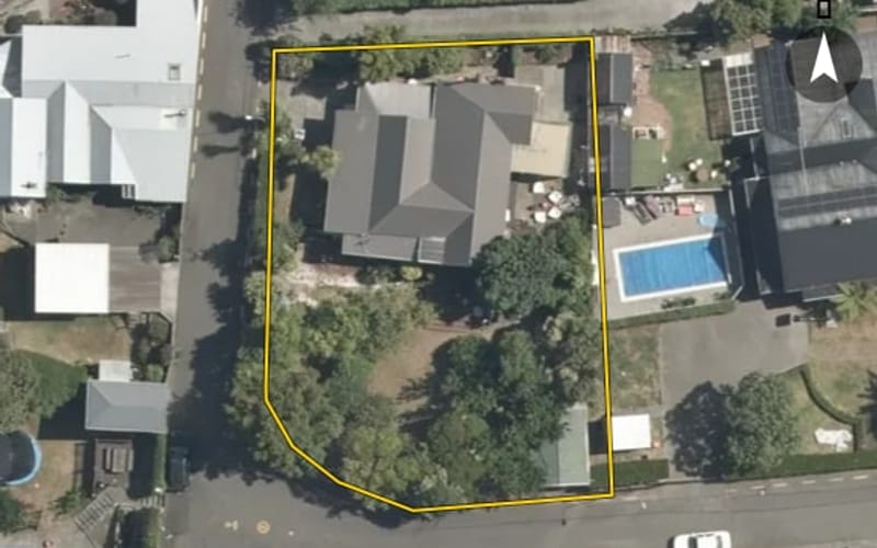 2 Elizabeth Road